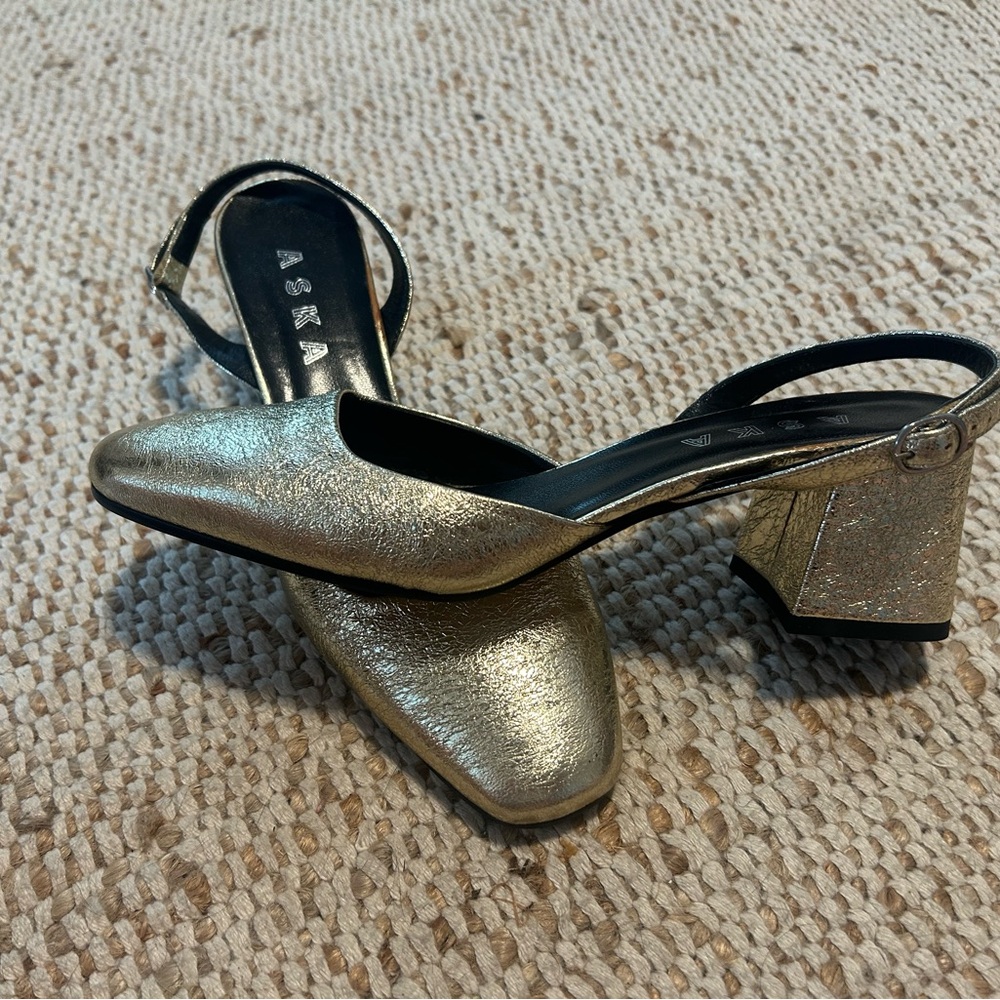 ASKA Gold Women's Block Heel Shoes